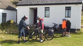 Preparing to leave Achmelvich Youth Hostel, with our annexe dorm behind